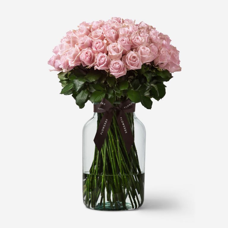 100 Pink Sweet Avalanche Rose Stems in a Large Apothecary Vase