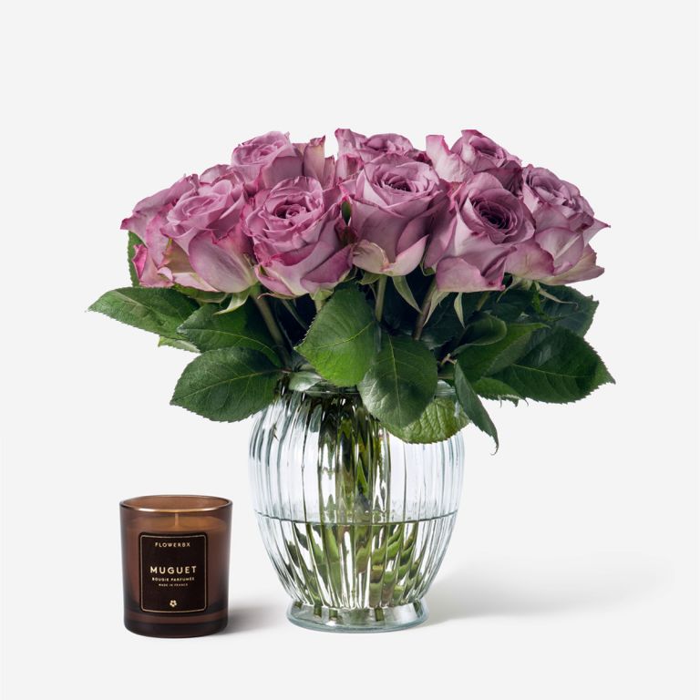 20 Stems Memory Lane Rose with Muguet Candle & Royal Windsor Vase