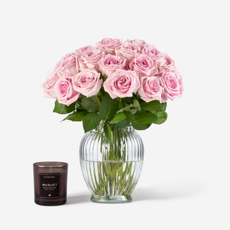 20 Bubblegum Petite Rose Stems in a Royal Windsor Vase