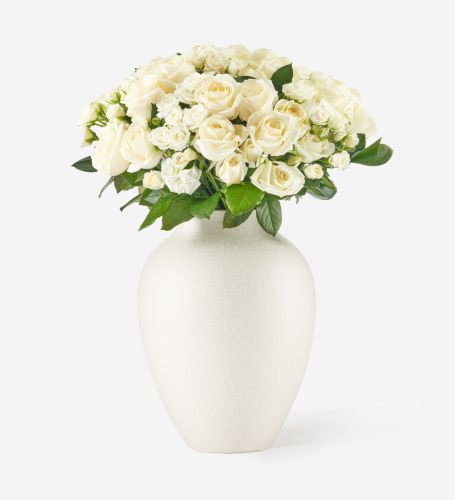 Ivory 001 - Extraordinary (75 Stems) in a Large Mayfair Blanc Vase
