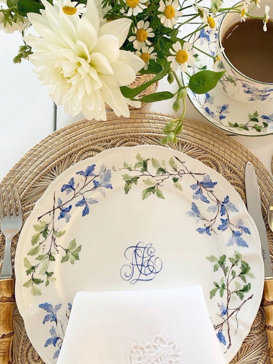 Dining with Aerin Lauder THE CUT FLOWERBX UK